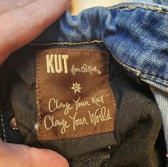 Kut from the kloth distressed denim jeans size 6 - Picture 6 of 10